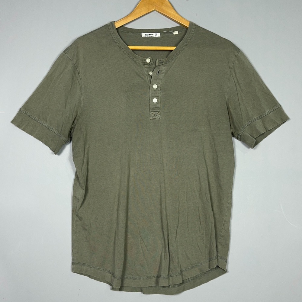 Buck Mason Curved Hem Henley Mens Size Medium Army Olive Green Cotton